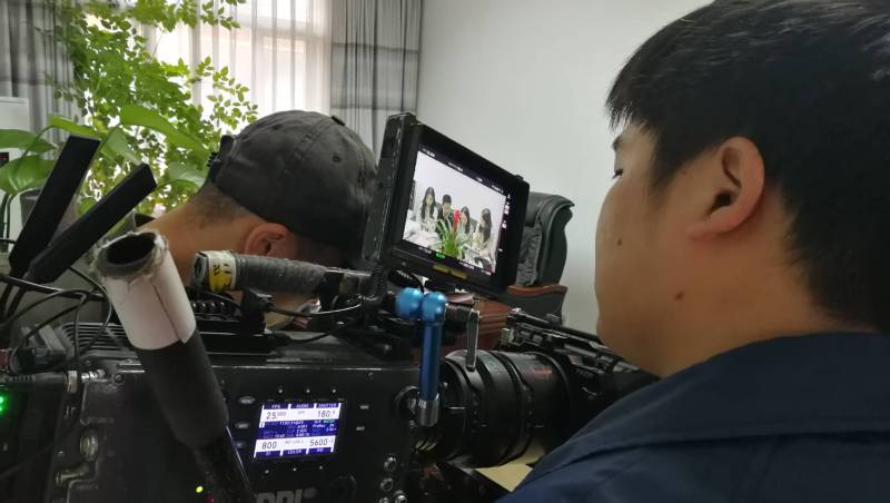 剧本杀式体验：泸西县广告片拍摄公司构建沉浸式消费决策路径